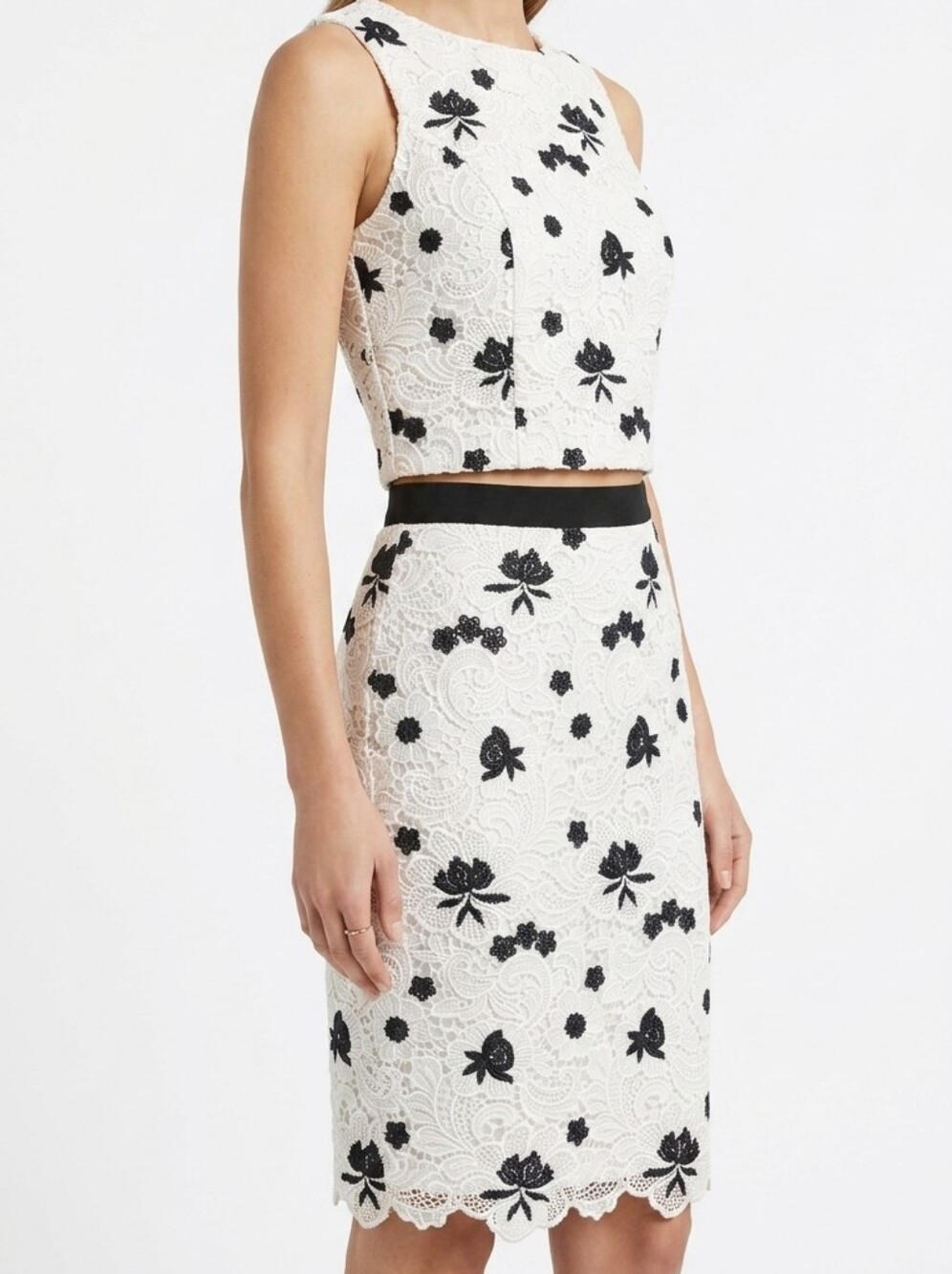 White House Black Market Geo Lattice Poppy Lace Two Piece Set Top & Skirt